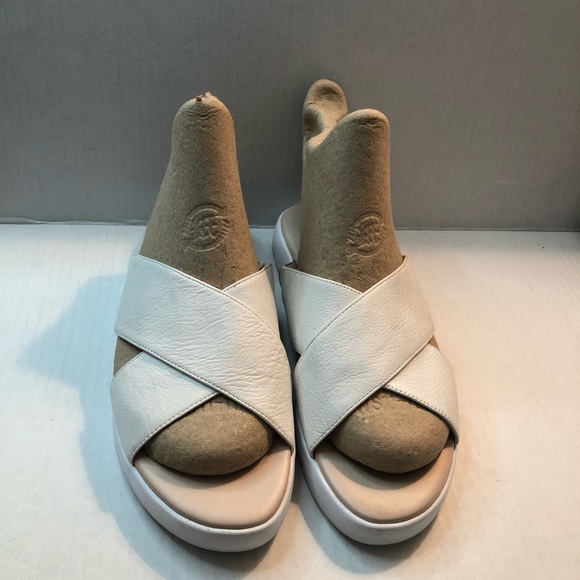 Cole Haan Slides - Picture 11 of 16
